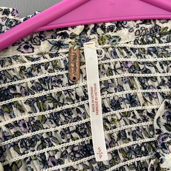 Free People top - Picture 3 of 4